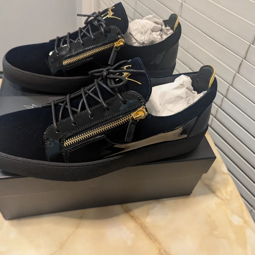 Giuseppe Zanotti Men's Black Sneakers - Picture 3 of 15